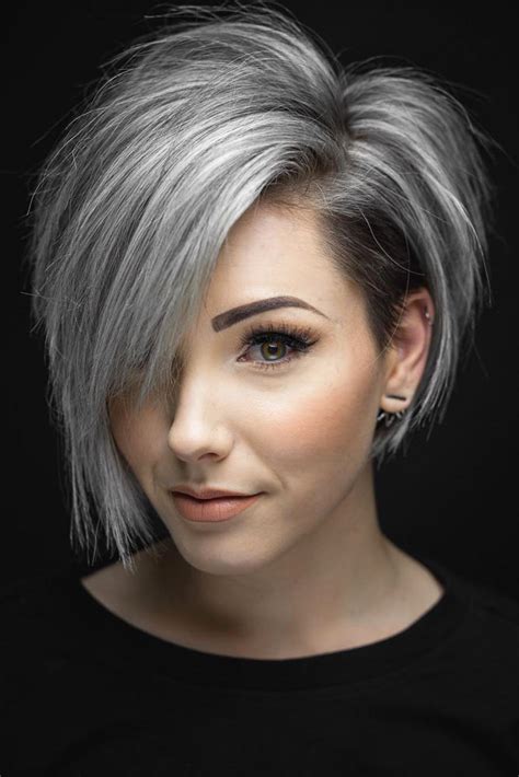 27 Cool Ways How To Wear Your Short Grey Hair In 2023 Artofit