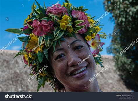 Tahiti French Polynesia 06022019 Tahitian Woman Stock Photo 2250217479