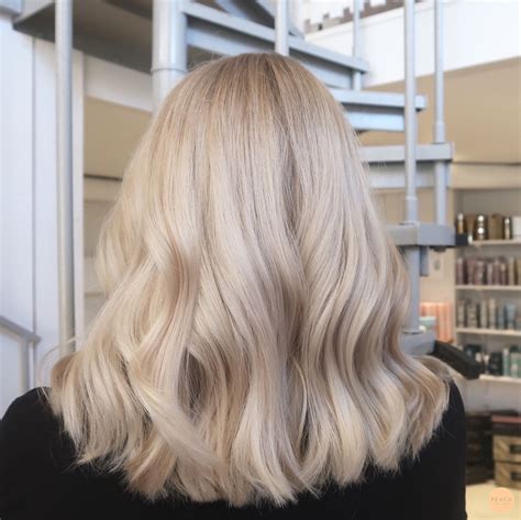 The 74 Hottest Blonde Hair Looks To Copy This Summer In 2020 With Images Blonde Hair Looks