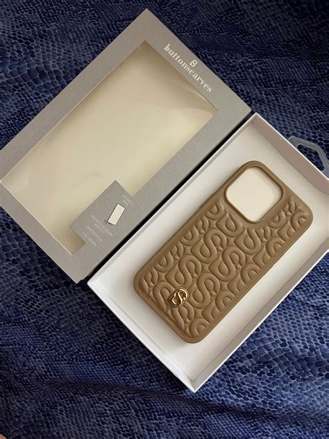 Case Button Scraves Iphone 13 Pro Nude Telepon Seluler Tablet