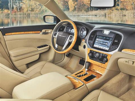 Auto Esporte Chrysler Revela O Interior Do Sedã 300c