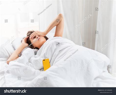 116973 Sleepy Morning Images Stock Photos And Vectors Shutterstock