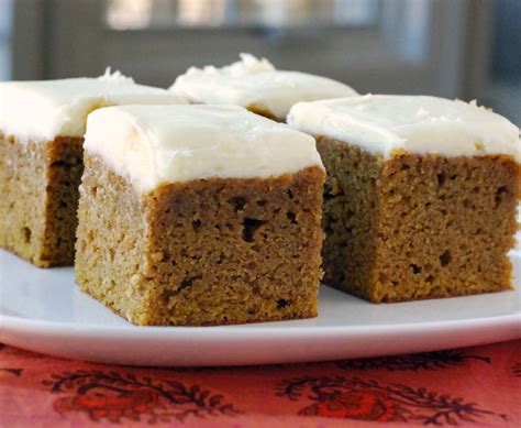 Pumpkin bars are an easy, yummy, fall dessert treat. Diabetic Pumpkin Bars Recipe - Light and fluffy healthy pumpkin bars topped with a silky ...