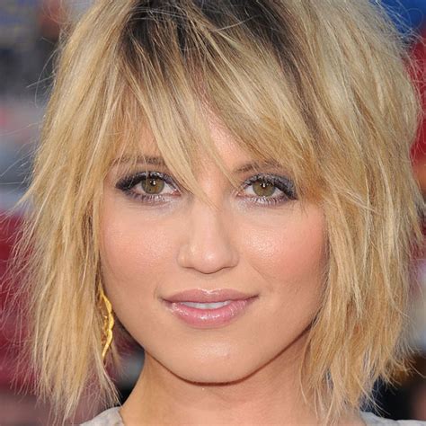 Ask A Hairstylist The Best Hairstyles For A Small Face Or Small
