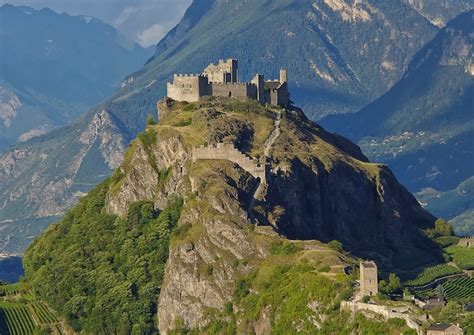 10 Most Beautiful Castles In Switzerland With Map Touropia