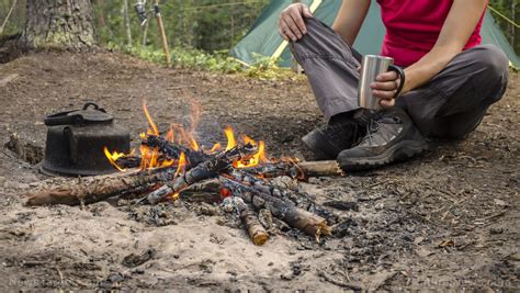 Firestarting Tips 5 Types Of Campfires And How To Build
