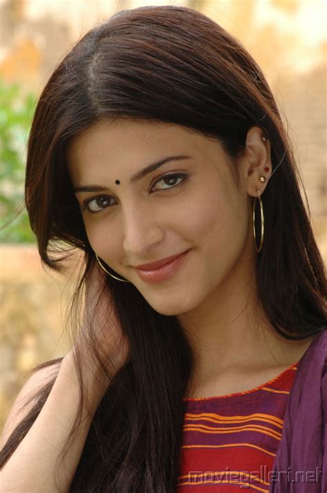 Picture 91437 Shruti Hassan Cute Stills New Movie Posters