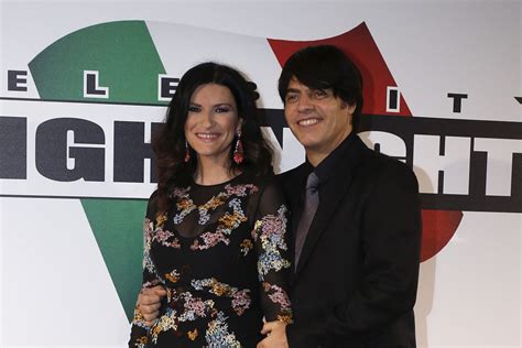 Laura Pausini Matrimonio Con Paolo Carta Il Post Su Instagram