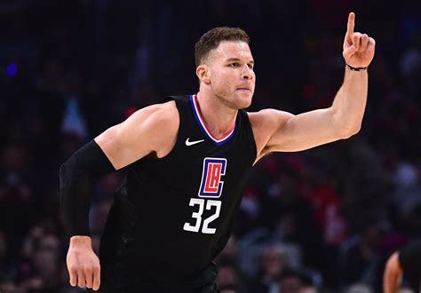Blake was selected as the first pick in the 2009 nba draft by los angeles clippers. Total Pro Sports Blake Griffin Has Priceless Reaction To ...
