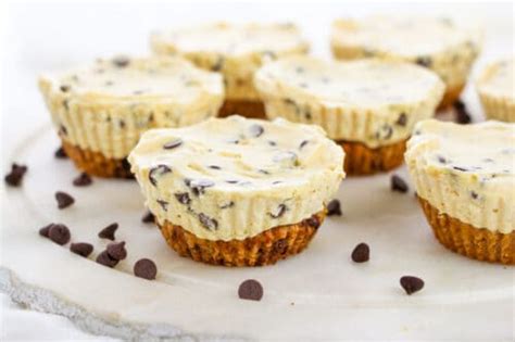 Mini Chocolate Chip Cookie Dough Cheesecake Cups