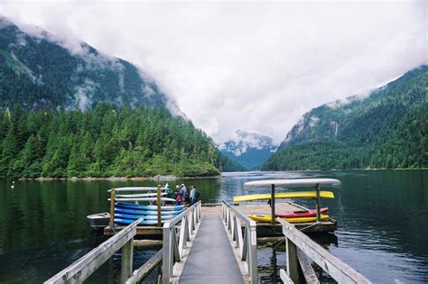 Stunning Lake Dock Pictures Hd Download Free Images On Unsplash