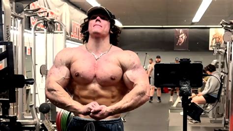 How Old Is Sam Sulek The Tiktok Bodybuilder Who Is Taking Over The