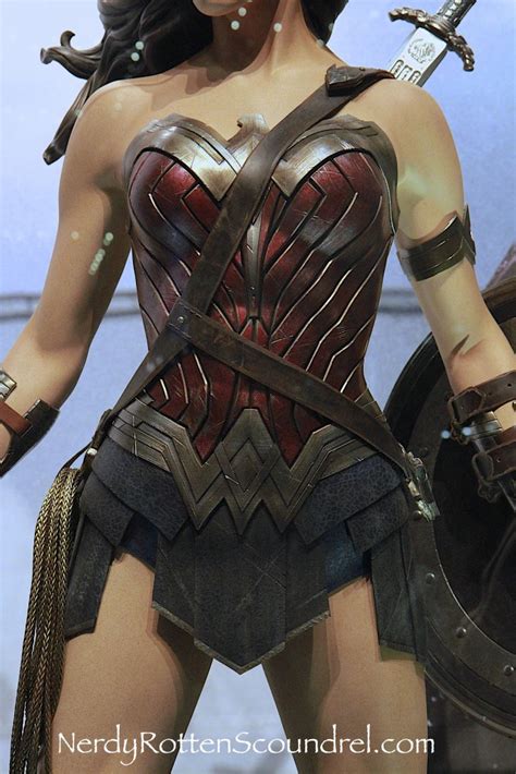 Ny Comic Con Gal Gadot Batman V Superman Wonder Woman Costume
