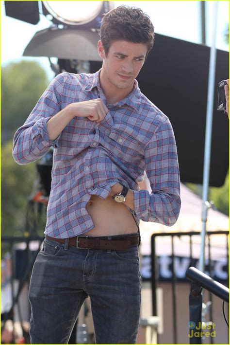 grant gustin shows his belly button before taping extra hot sex picture