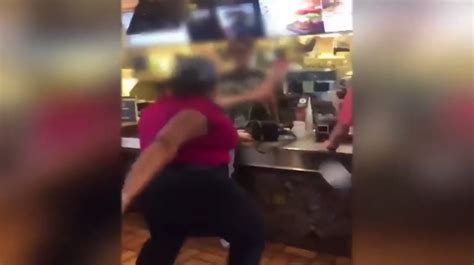 Mcdonalds Manager Apologizes After Video Of Her Slapping Customer Goes