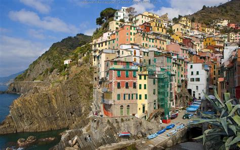 Riomaggiore is the most southern village of the cinque terre, situated just a few minutes by train from la spezia. Houses in Riomaggiore, La Spezia, Cinque Terre, Italy # ...