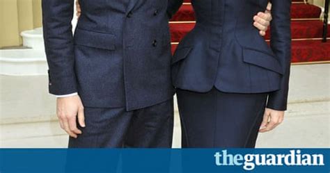 Stella Mccartney Collects Her Obe Stylewatch Fashion The Guardian