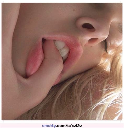 Suck Fingers Lips Smutty The Best Porn Website