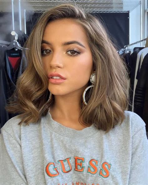 However, we like the shoulder length hairstyles best. Pin by O C on Isabela Merced | Short brunette hair, Hair ...