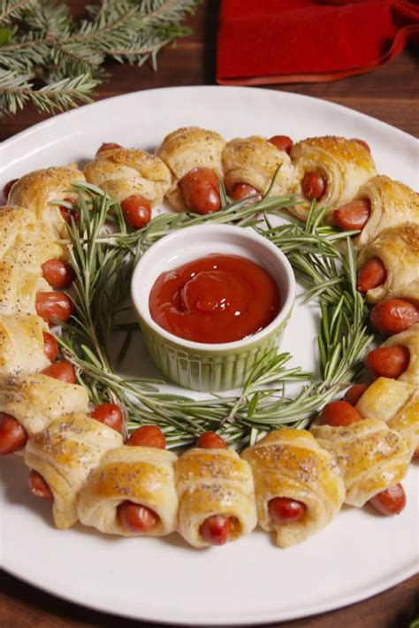 This Genius Serving Hack For Pigs In A Blanket Turns The App Into A