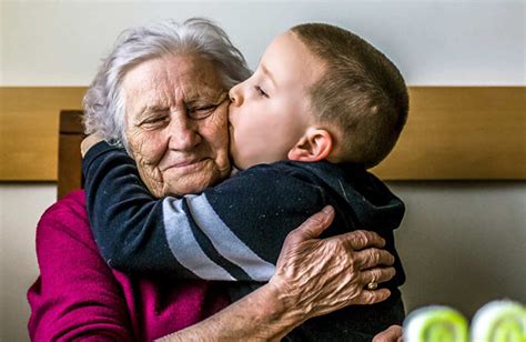 Caregivers Guide To Understanding Dementia Behavior Senior Life