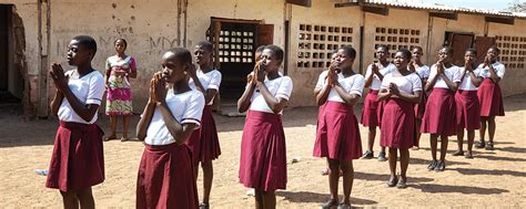 Problems And Solutions To The Education System In Ghana Cross