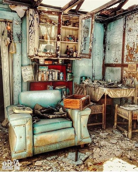 Rsapreciousjunk On Instagram In 2020 Abandoned Houses Old Houses