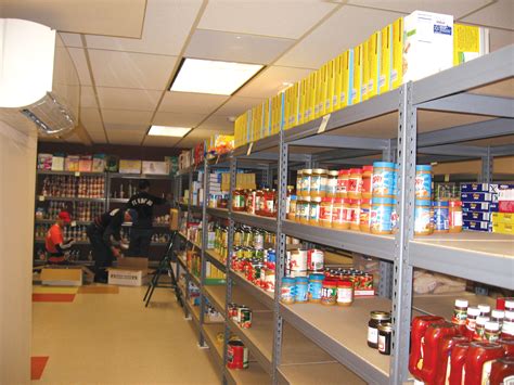 Three square food bank (three square) is registered with the secretary of state and qualified by the internal revenue service as a 501 (c)(3) nonprofit organization, and a member of feeding america. Food Pantry Near Me Volunteer - Food Ideas