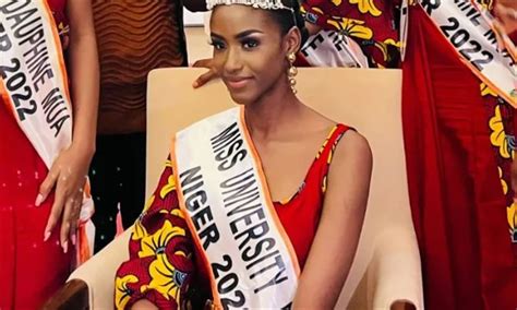 Halimatou Idrissa élue Miss University Africa Niger 2022 Portrait Et