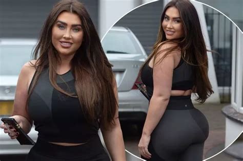 Lauren Goodger Teases Her Incredibly Peachy Bum In Skin Tight Gym