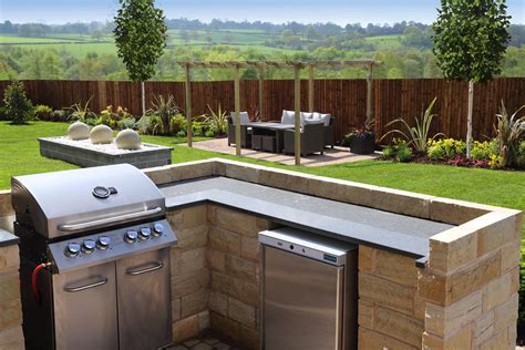 Simple Outdoor Kitchen Designs For Small Spaces