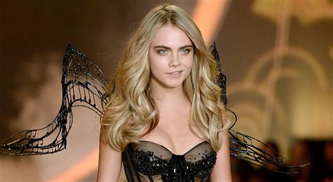 Cara Delevingne And Victorias Secret Respond To Rumors She Was Rejected