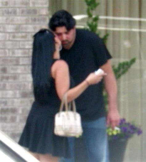 This radar detector may ask you to sign up for a premium subscription service and prevent you from using all its features. Too Tough To Handle — Lamar Odom Skips Best Friend Jamie ...