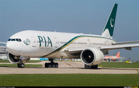 Ap Bgy Pia Pakistan International Airlines Boeing 777 200lr At