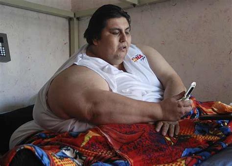 In Photos At 368 Kg Briton Is Worlds Fattest Man News