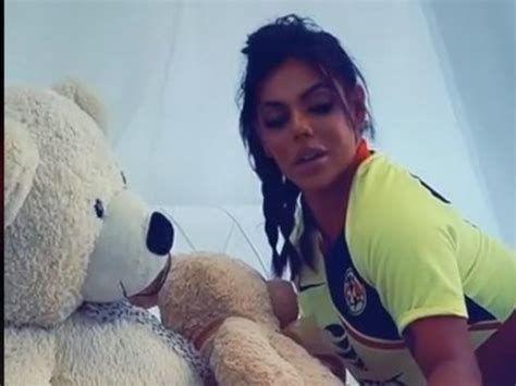Suzy Cortez Apoya Al Club Am Rica Con Sensuales Videos En Tiktok