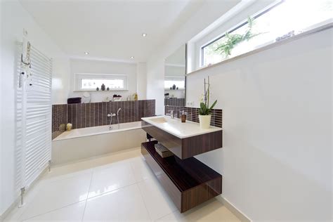 Provisionsfrei und vom makler finden sie bei immobilien.de. Modernes Haus Grünwald im Bauhausstil - | HausbauDirekt.de