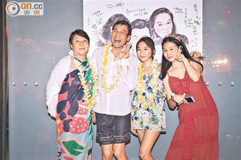 Hksar Film No Top 10 Box Office 20140826 Just For Fun Stars Laugh And Cry At Kenny Bees