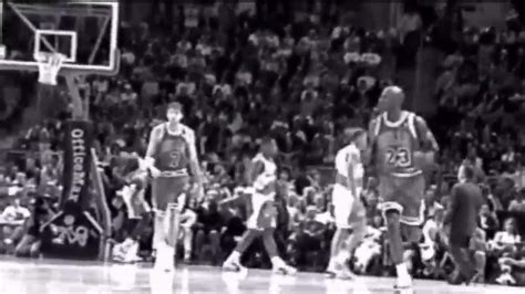 1995 Mj Takes It Personally When A Courtside Fan Talks Trash And