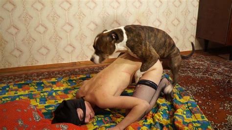 Masked Whore With Round Ass Enjoys Dirty Dog Sex