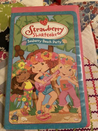 Strawberry Shortcake Seaberry Beach Party Vhs 2004 Pink Clamshell
