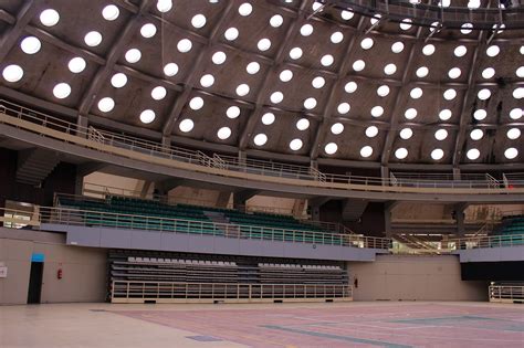 Com uma capacidade de 20 000 espectadores, é o maior pavilhão de espetáculos de portugal. NO "ROSA MOTA" A "REVOLUÇÃO DE OUTUBRO" TERMINARÁ EM 2019 ...