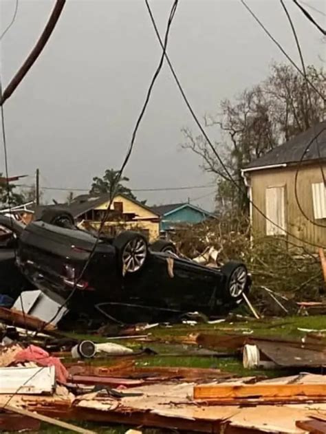 Tornado Hits New Orleans Area Storms Cause At Least 3 Deaths