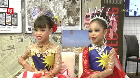 Tanpa menerapkan teknik packing baju yang tepat, dapat dipastikan saat berpergian nanti kamu akan kerepotan sendiri dengan barang bawaanmu. Jom Meriahkan Sambutan Hari Kemerdekaan Dengan 5 Idea Fun ...