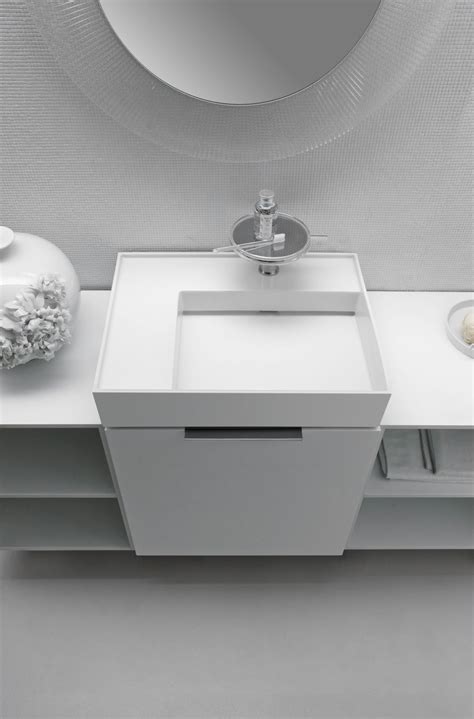 Retrouvez une sélection de meubles design pour donne une touche tendance à votre intérieur ! Kartell by Laufen | Meuble sous lavabo, Meuble vasque ...
