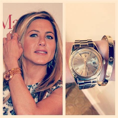 Get Jennifer Annistons Red Carpet Look With A Yellow Gold Cartier Love