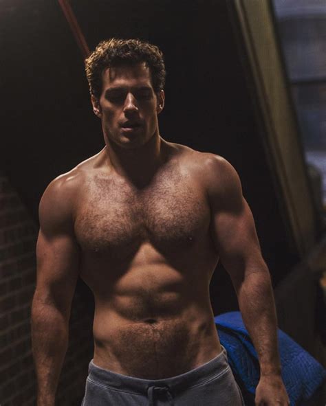 Henry Cavill Begins Working Out For Justice League Hopes To Be As Jacked As Ben Affleck