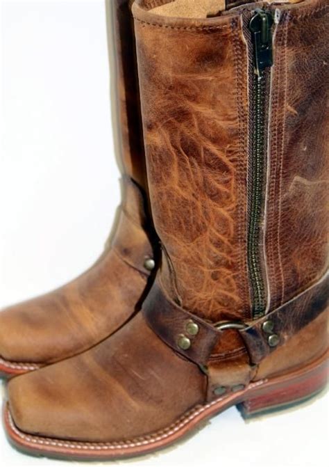 They do sell men's and women's boots, but we mainly love them for the ladies cowgirl boots. Double H women's cowboy boots~size seven | Boots, Cowboy ...