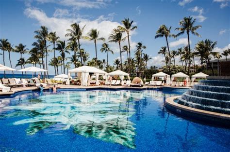 A full review of the hilton honors american express aspire credit card, geared towards frequent hilton hotels visitors. Hilton Honors Aspire credit card: review - 52 Cities