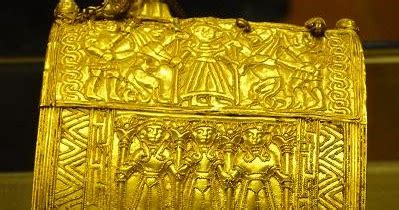 Realms Of Gold The Novel: Etruscan Gold: Armband and Breastplate
